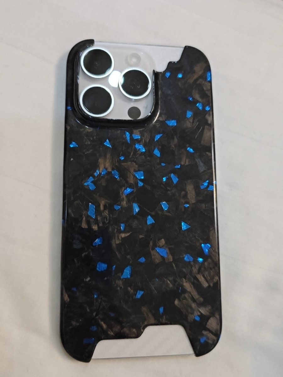 Luxury forged gold foil carbon fiber phone case for iPhone.