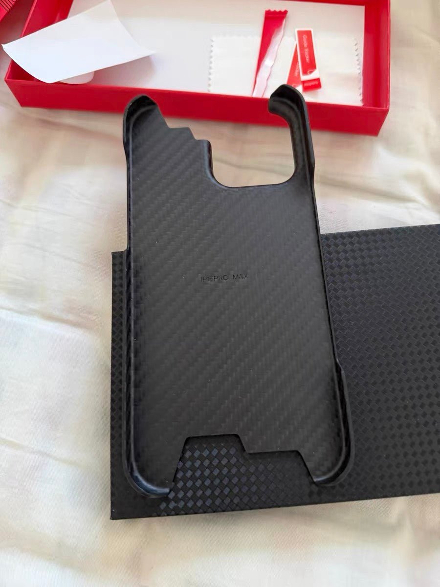 Luxury forged gold foil carbon fiber phone case for iPhone.