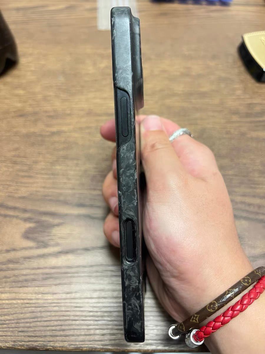 Luxury forged gold foil carbon fiber phone case for iPhone.