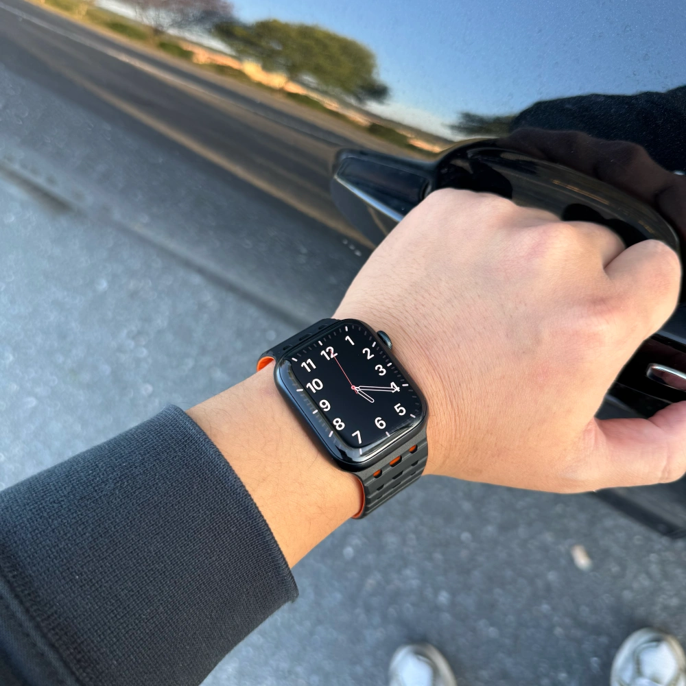 Breathable Magnetic Sport Strap for Apple Watch