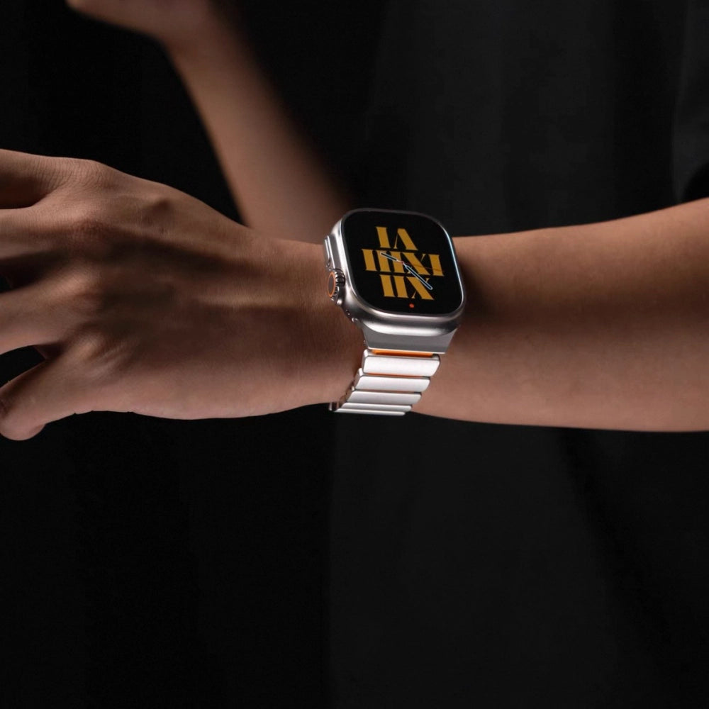 Aviator Titanium Fluoroelastomer Magnetic Strap for Apple Watch