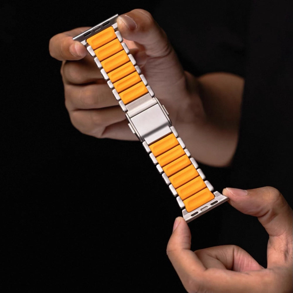 Aviator Titanium Fluoroelastomer Magnetic Strap for Apple Watch