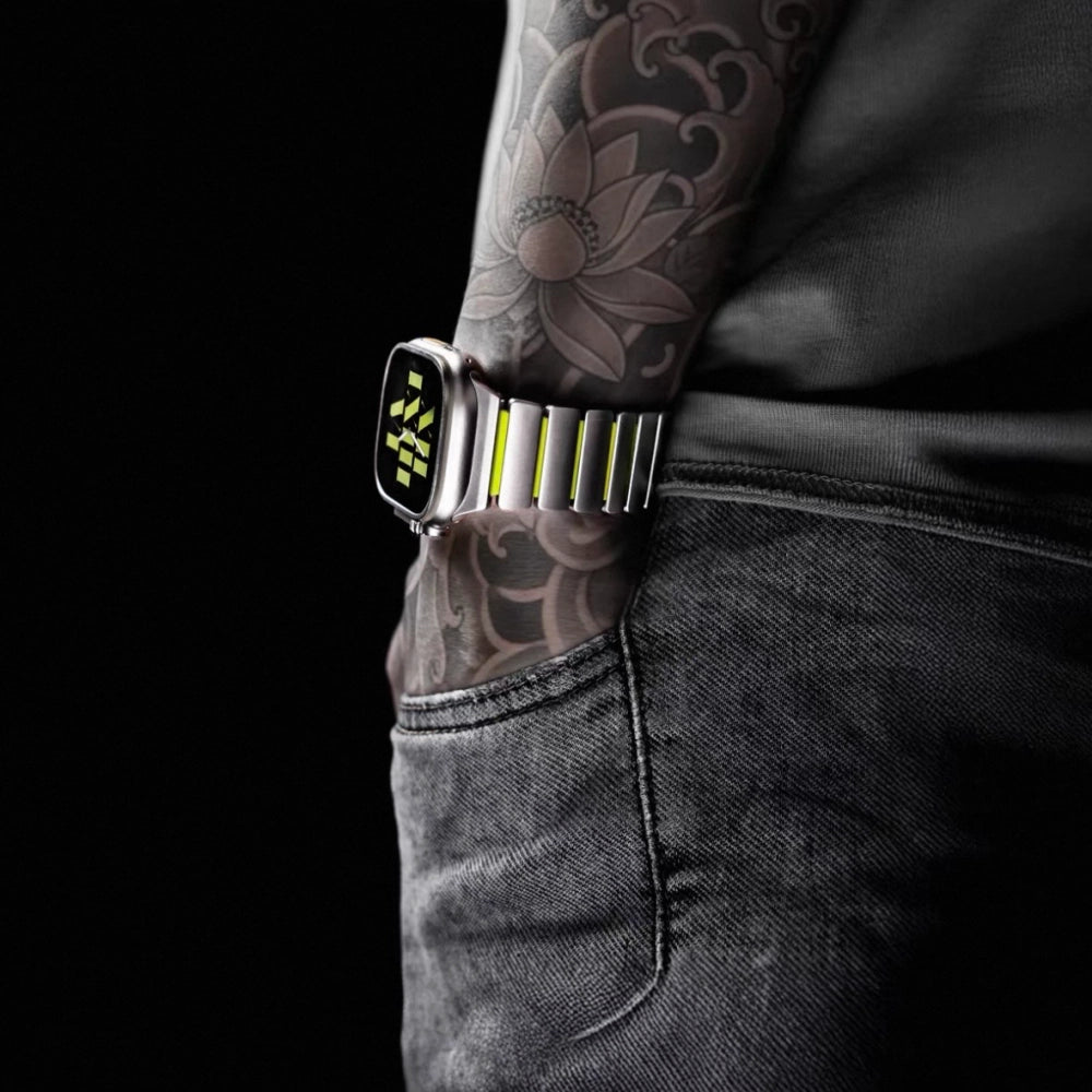 Aviator Titanium Fluoroelastomer Magnetic Strap for Apple Watch