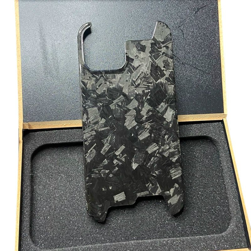Luxury forged gold foil carbon fiber phone case for iPhone.
