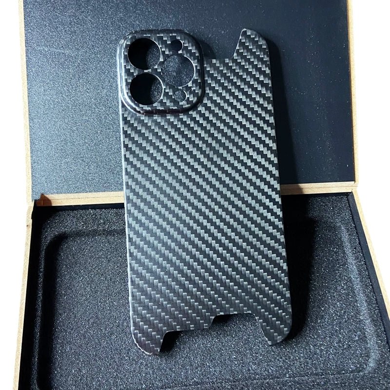Luxury forged gold foil carbon fiber phone case for iPhone.