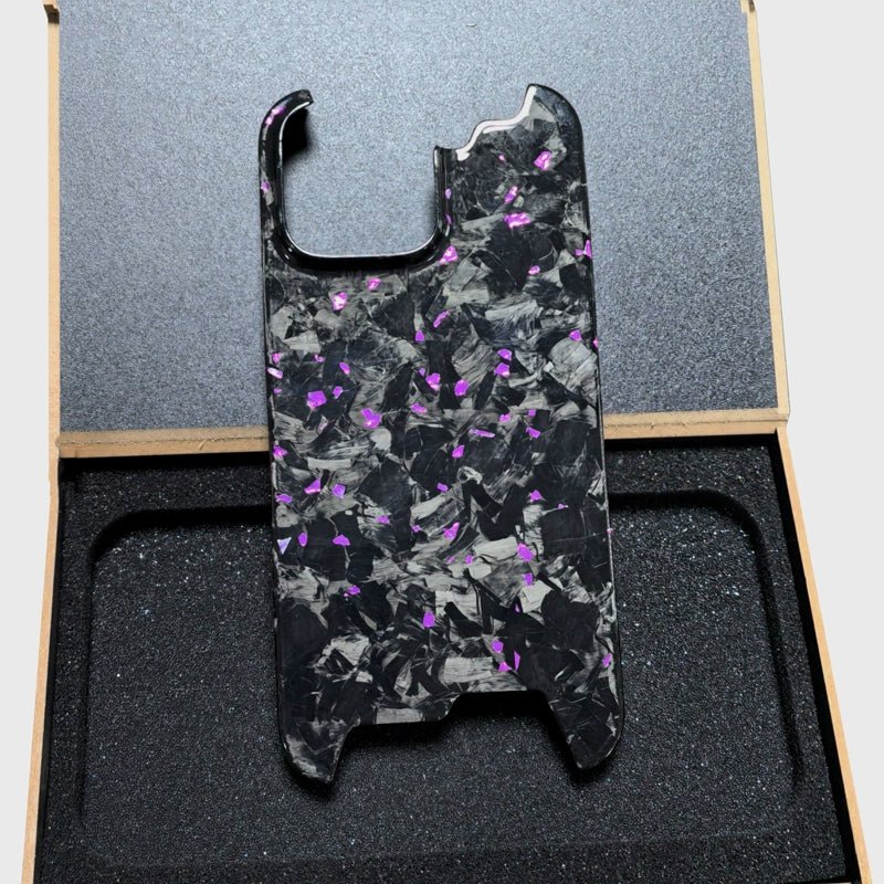 Luxury forged gold foil carbon fiber phone case for iPhone.