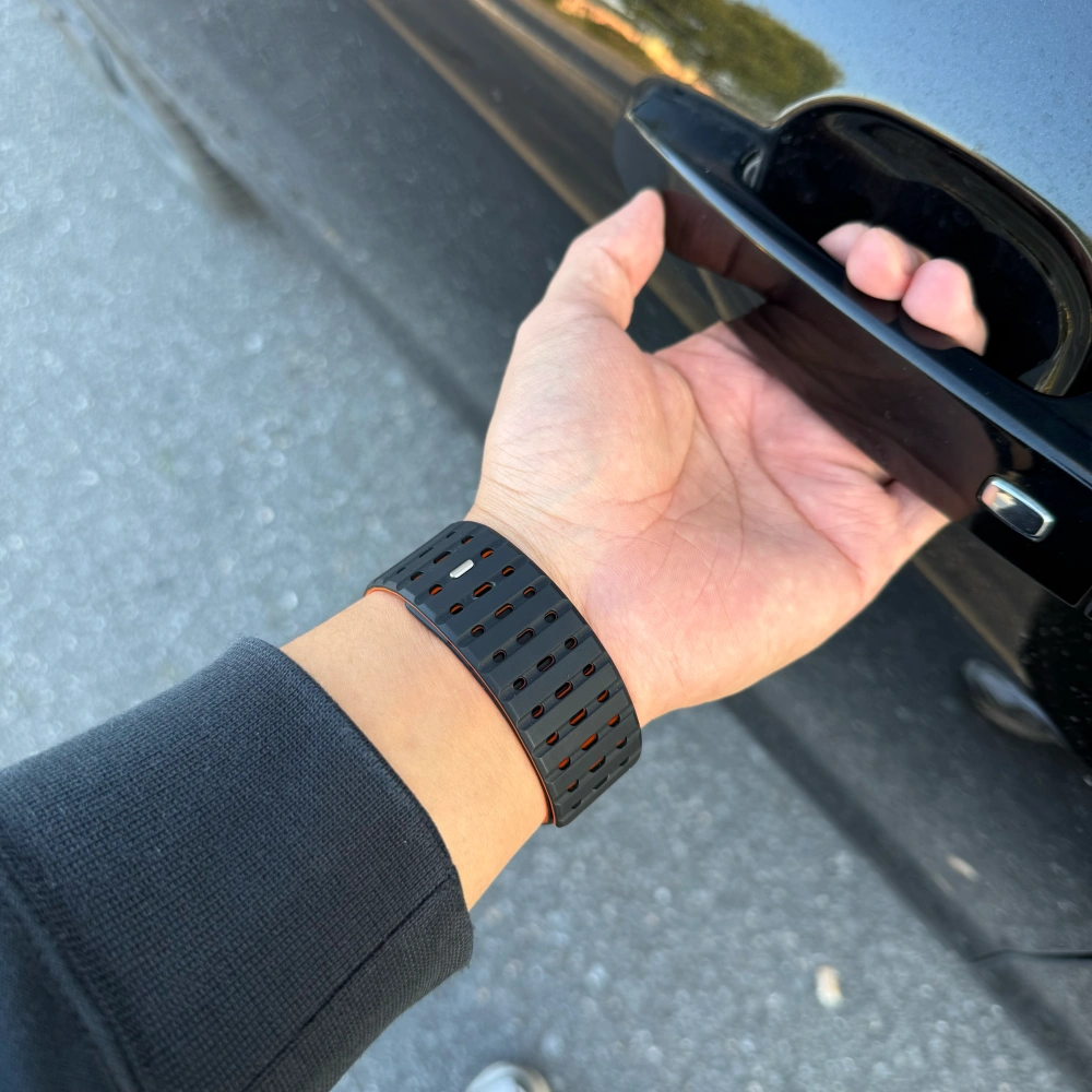 Breathable Magnetic Sport Strap for Apple Watch