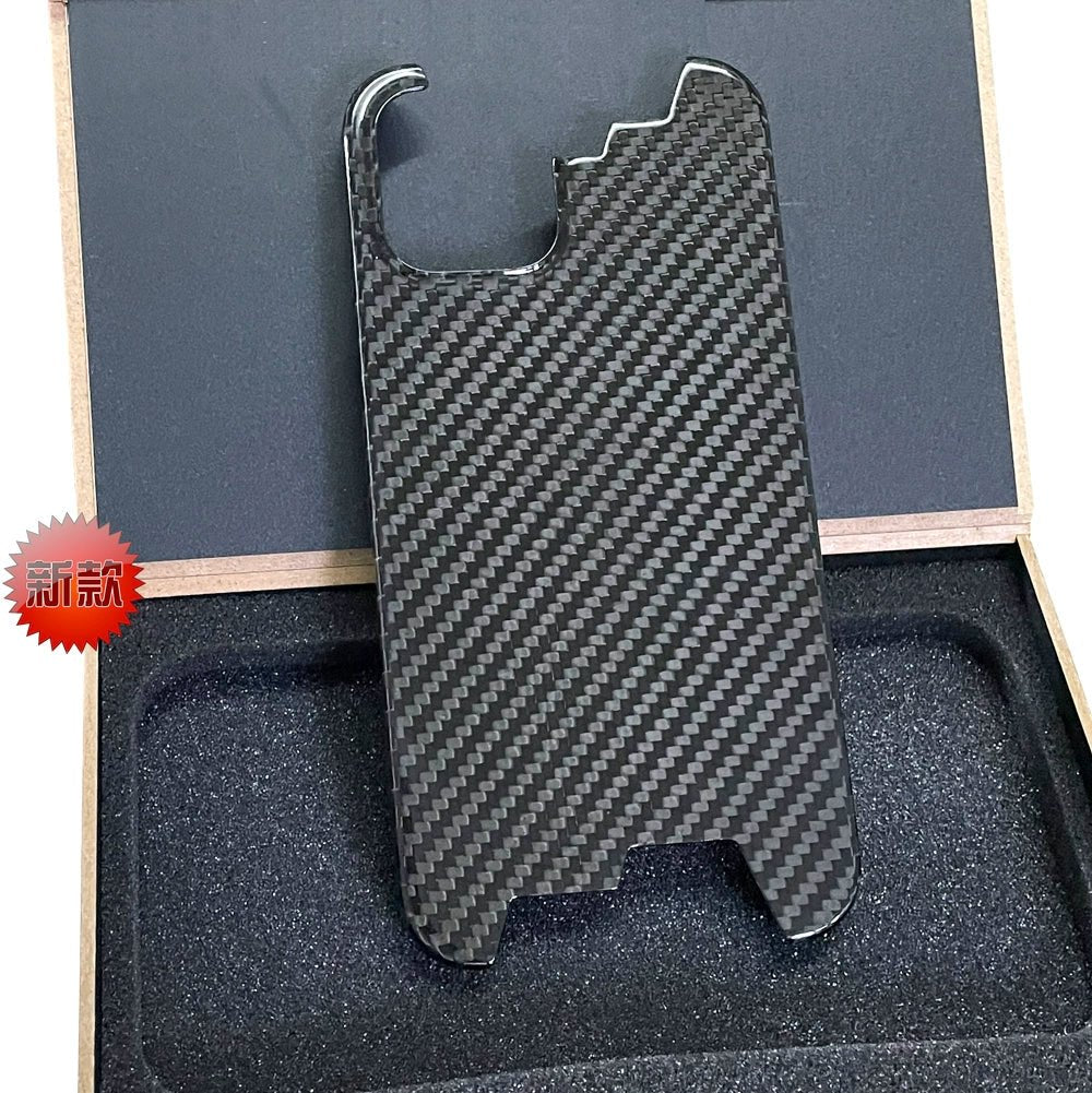 Luxury forged gold foil carbon fiber phone case for iPhone.