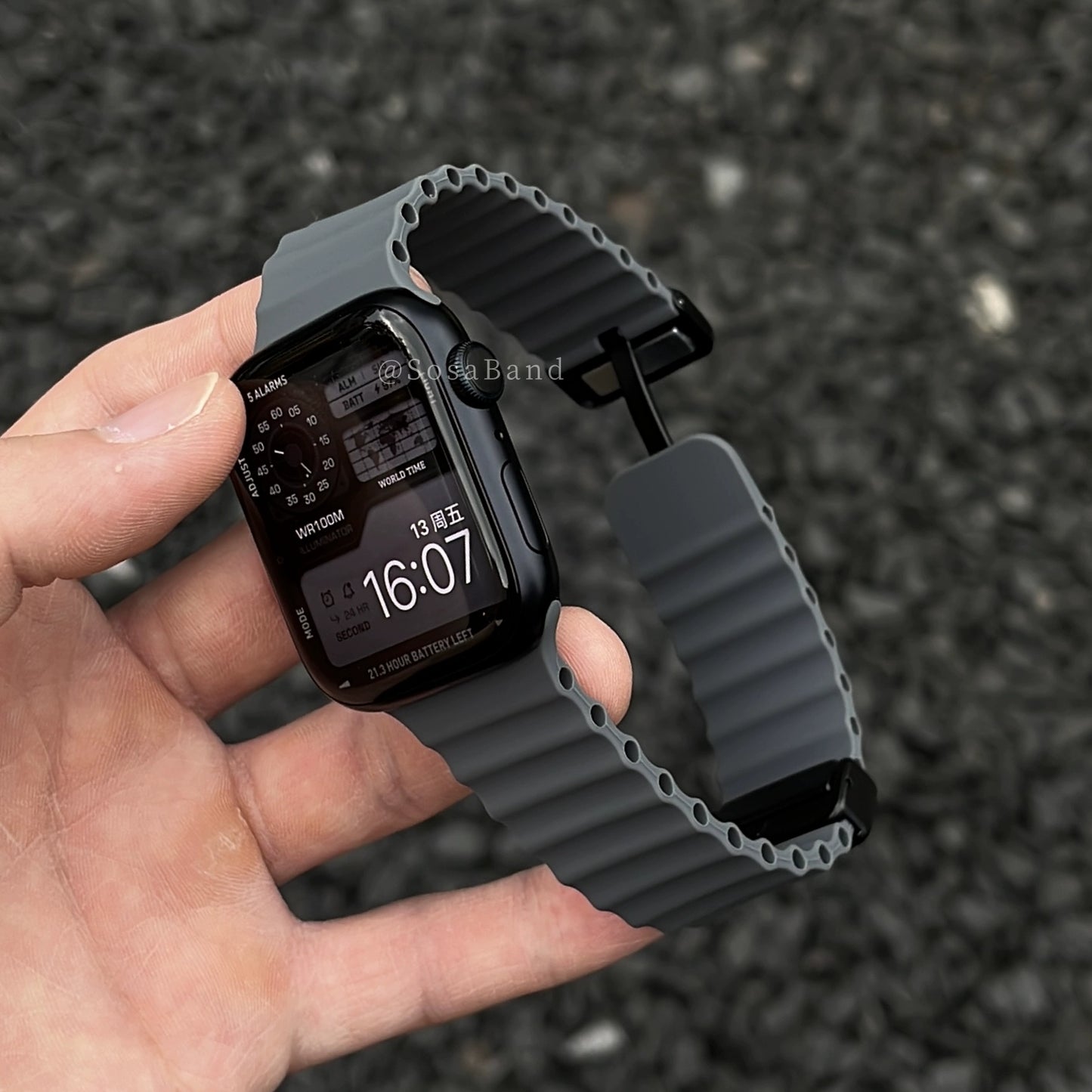 Minimalist hollow strap for Apple Watch